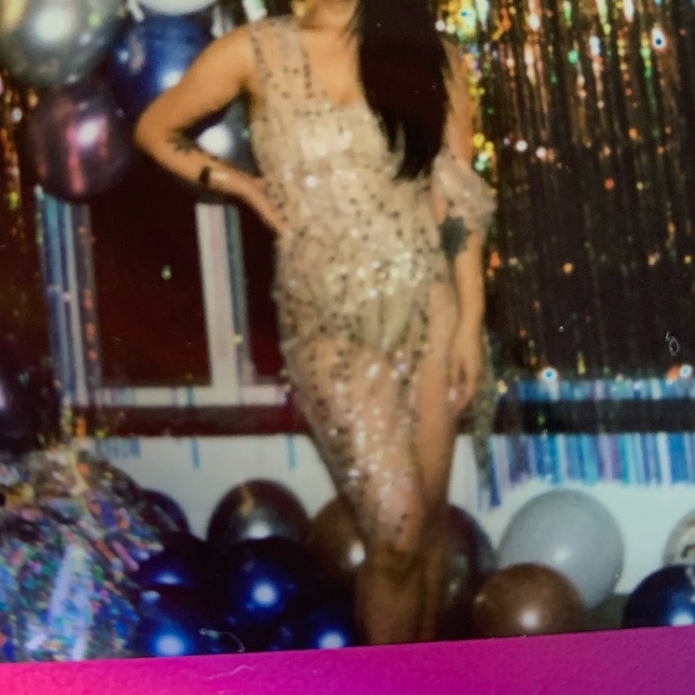 2for$50 Sexy and Showy Bachelorette Vegas Dress! - Picture 2 of 5